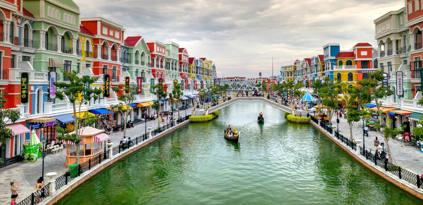 vietnam-beach-tour-13-relax