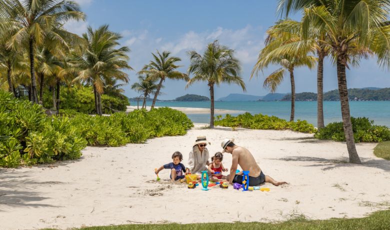 vietnam-family-travel-8-family-in-phu-quoc