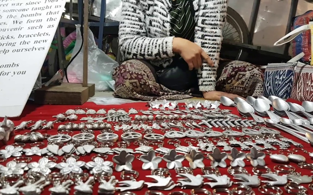 souvenirs-from-laos-177