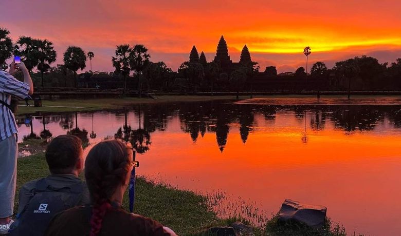 cambodia-honeymoon-13-angkor-wat-sunrise