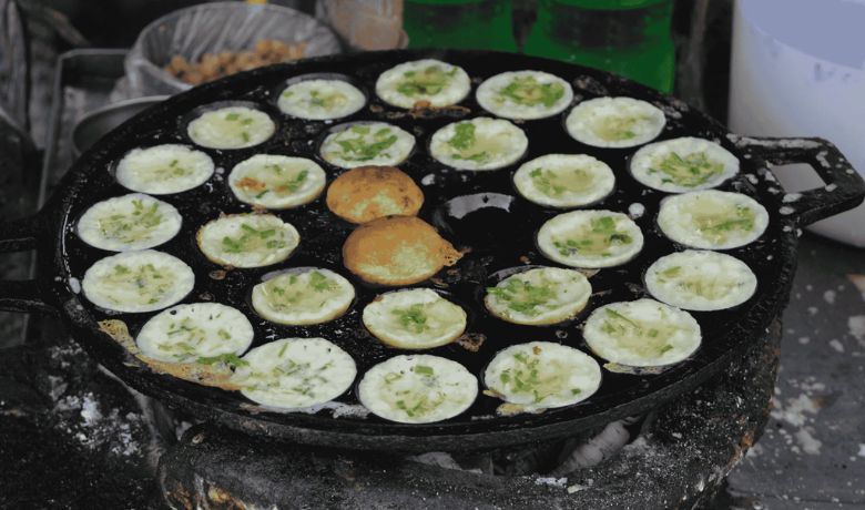 street-food-in-myanmar-5-mont-lin-ma-yar