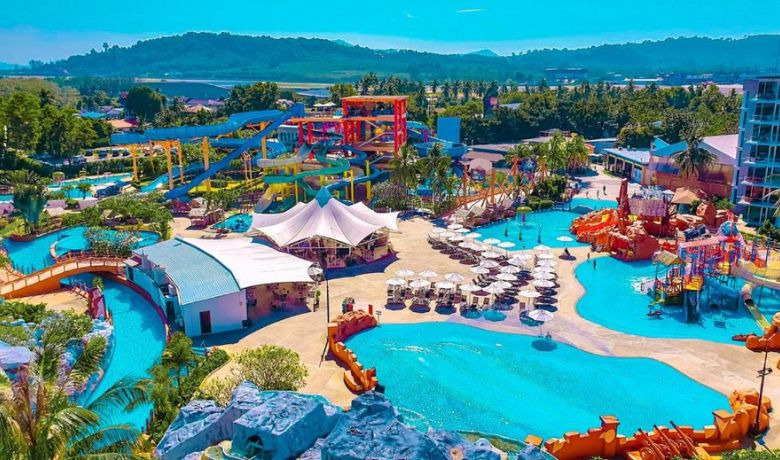 is-phuket-worth-visiting-6-water-park