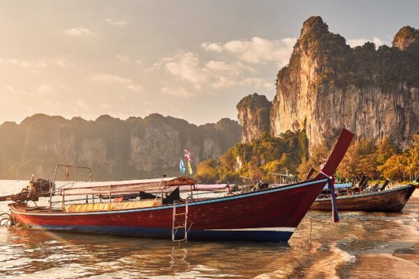 Ignite Your Wanderlust: Dive Into Unforgettable Thailand Adventures!