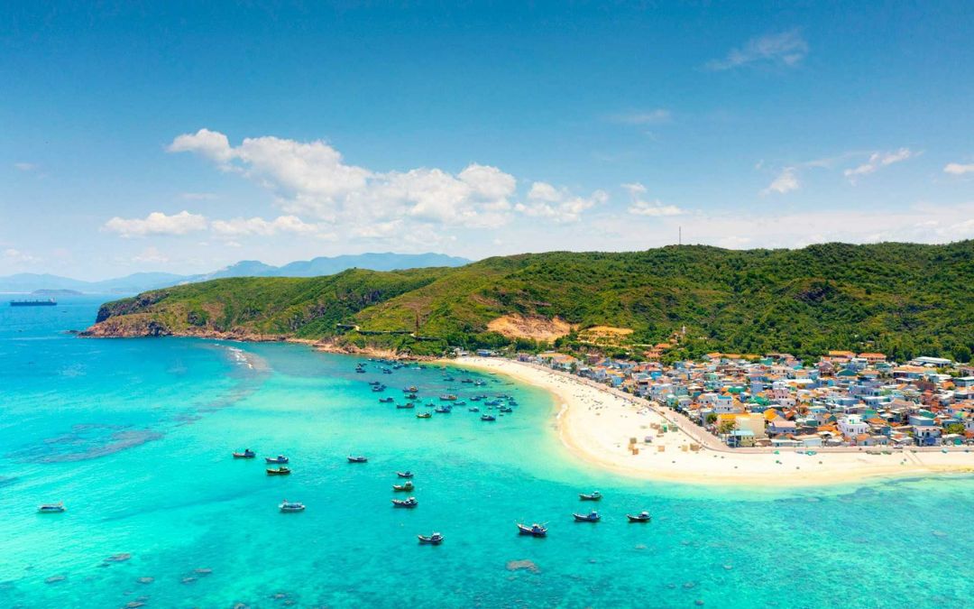 beach-town-in-vietnam-4-quy-nhon