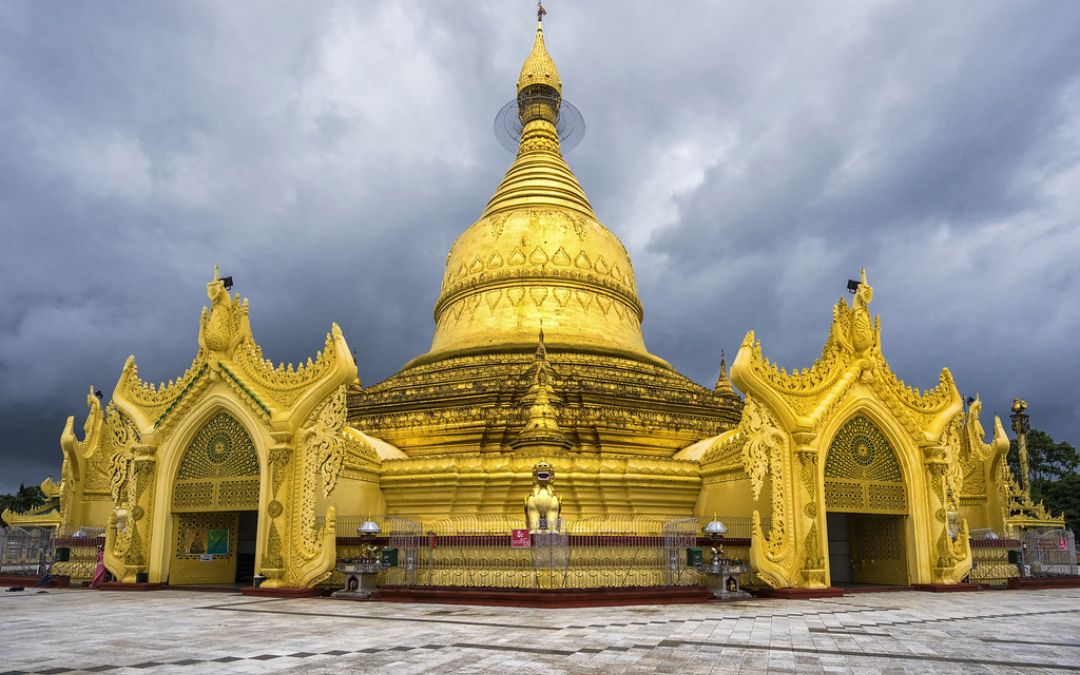 famous-pagodas-in-yangon-12