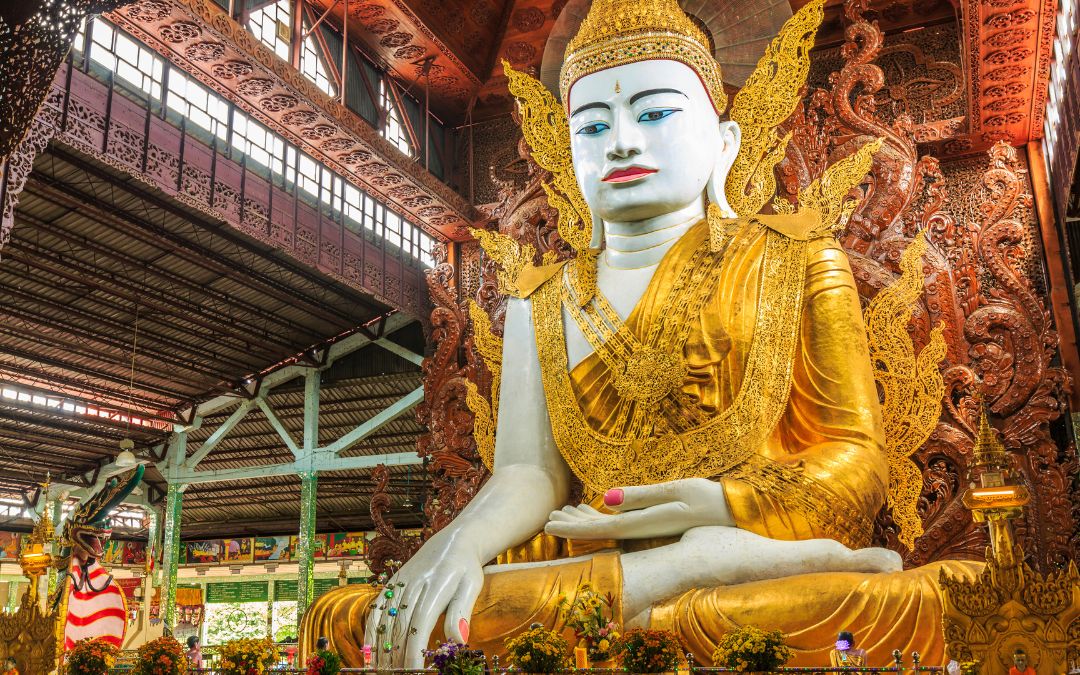 famous-pagodas-in-yangon-6