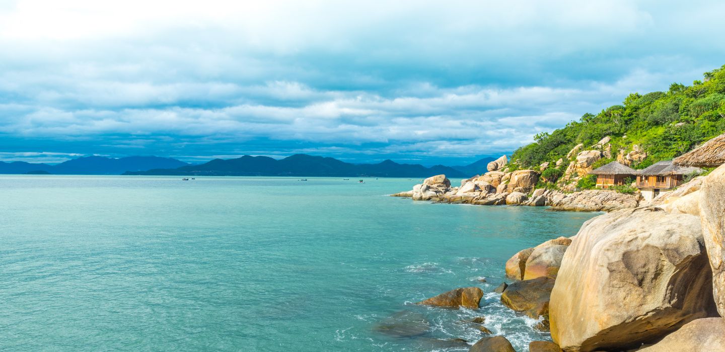 honeymoon-in-vietnam-10-ninh-van-bay