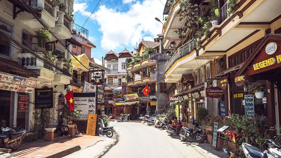 The Very Best of Vietnam Tour 15 days | Asia Pioneer Travel