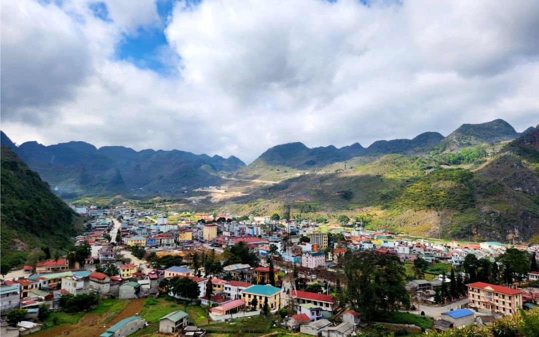 mountains-in-vietnam-18