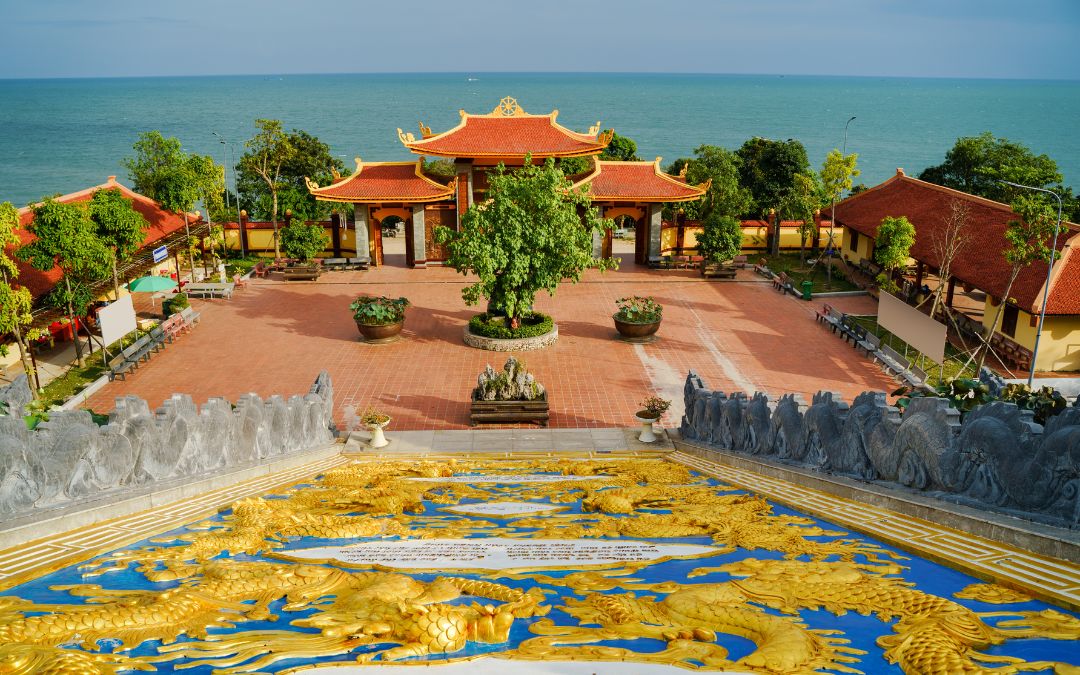 phu-quoc-travel-guide-ho-quoc-pagoda