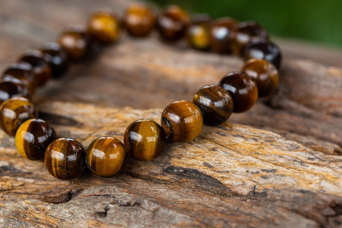 Travelers can choose between a variety of stone bracelets 