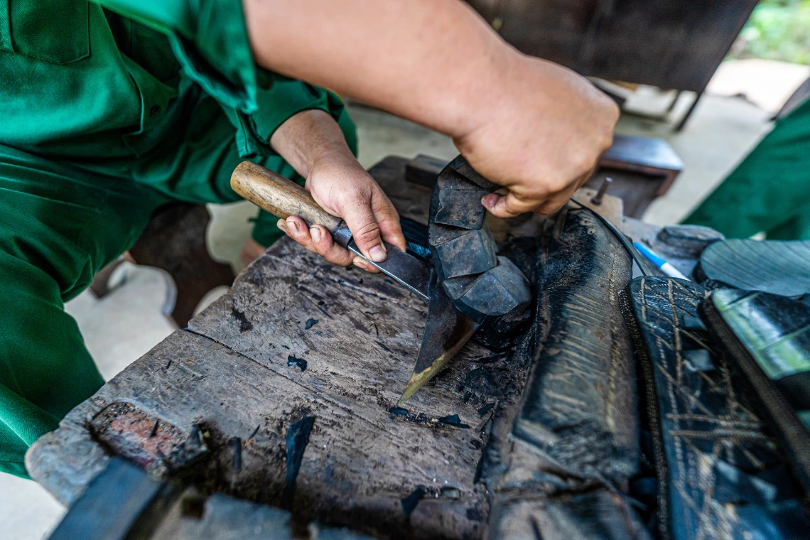 A Demonstration Of How People In Cu Chi Created Items In The Past