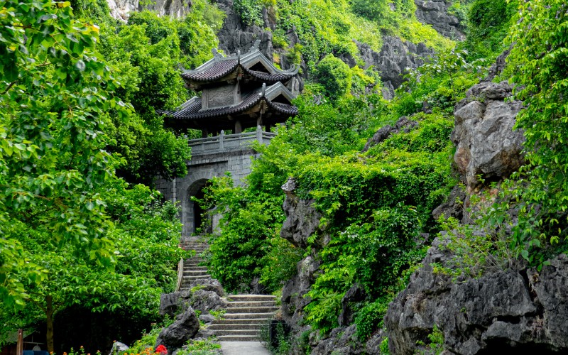 Ninh Binh, the underrated city of Vietnam - Hopping Feet