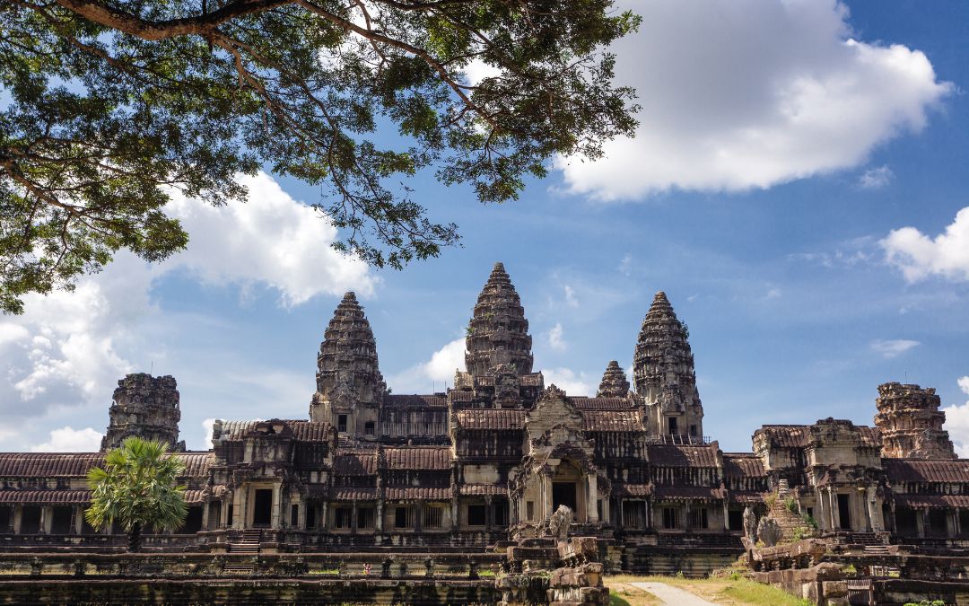 southeast-asia-tours-for-young-adults-8