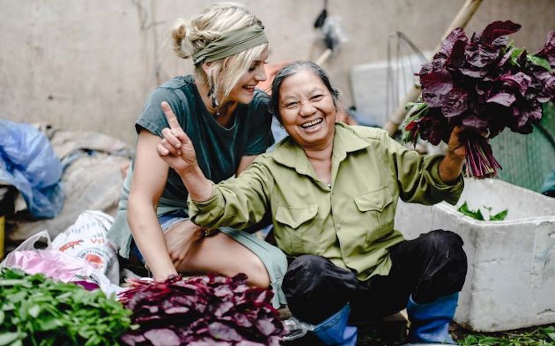 walking-tour-in-hanoi-2