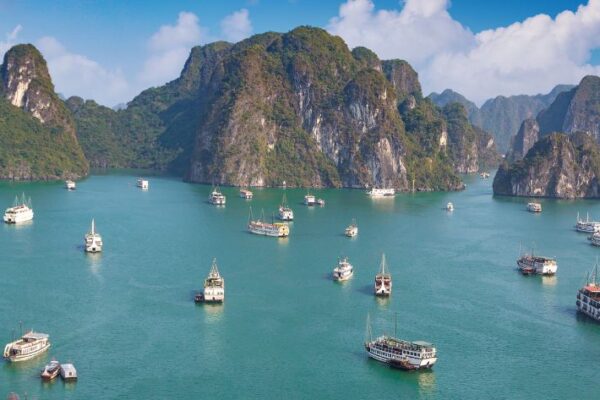 Discover The Best Things To Do In Halong Bay: Your Ultimate Travel Guide