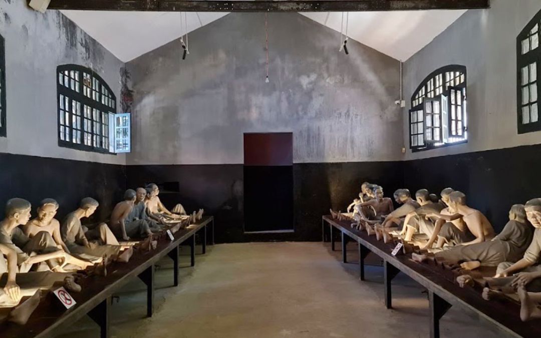 hoa-lo-prison-2