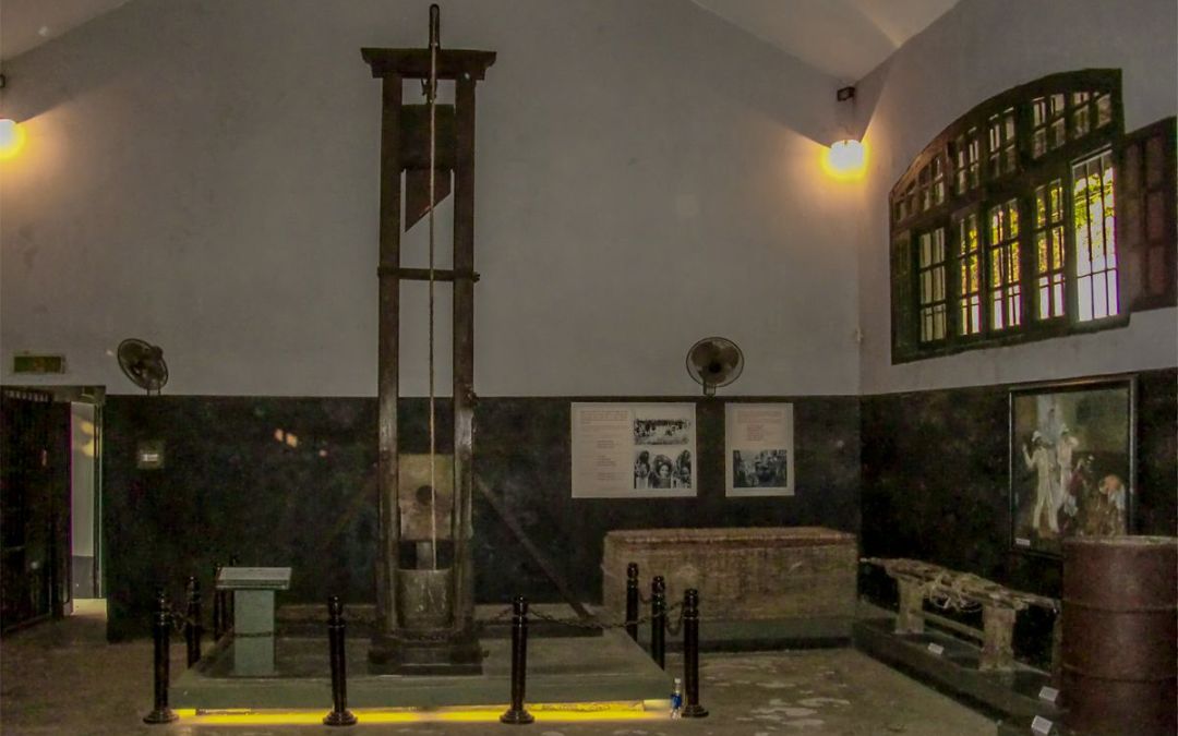 hoa-lo-prison-8
