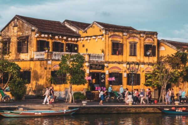 Top 4 Perfect Hoi An Vietnam Itinerary: A Local's Guide to Magic and Memories