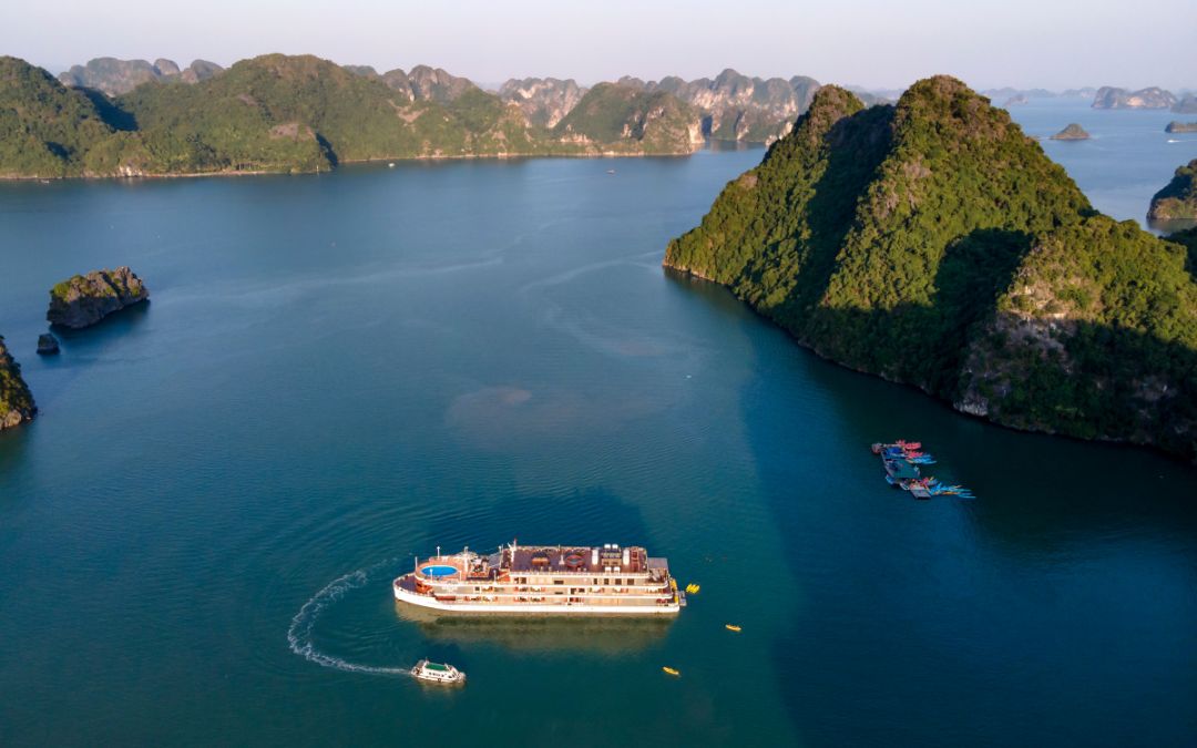 lan-ha-bay-12