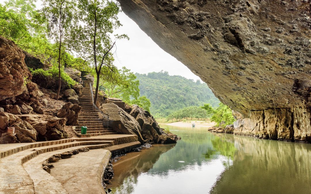 vietnam-cave-tour-11