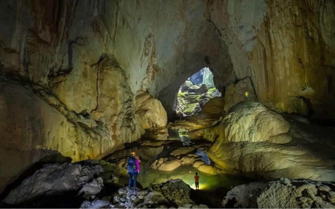 vietnam-cave-tour-2