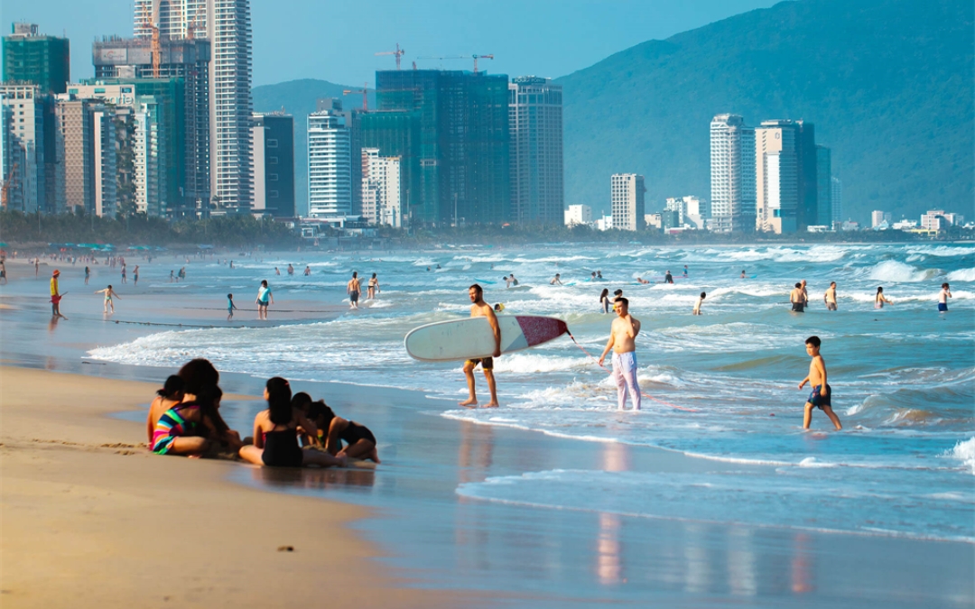 da-nang-beach-12