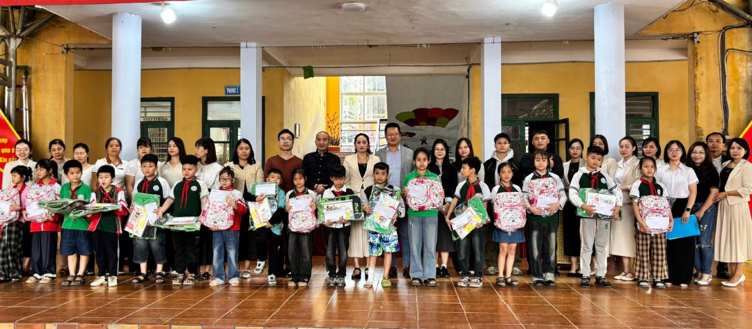 asia-pioneer-travel-help-communities