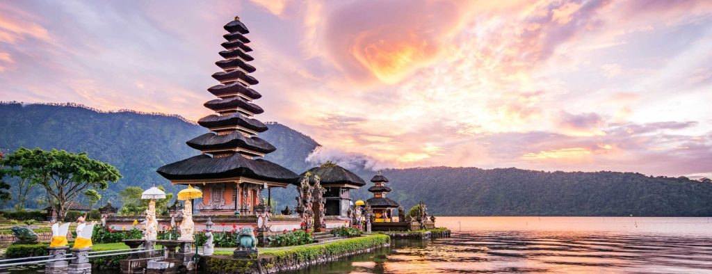 Explore the Best Temples in Bali for Culture, Views, and Inner Peace