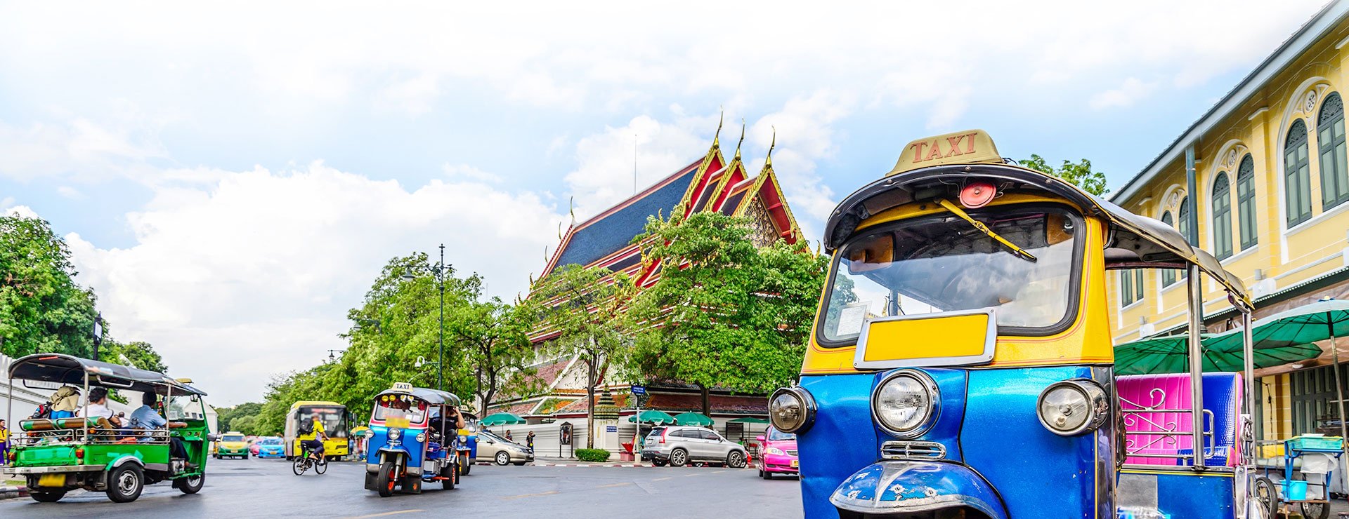 [Infographic] Simple and Essential Guide to Thailand