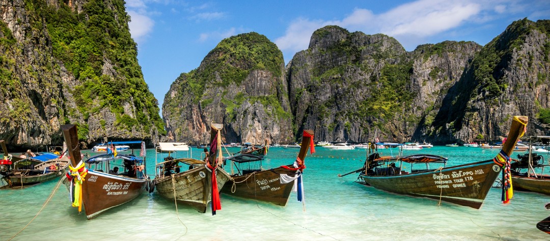 Koh Phi Phi Travel Guide: Discovering Thailand’s Beautiful Beach Paradise