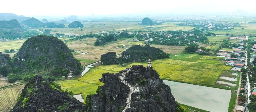 The Ultimate Guide For Ninh Binh Tour: From Tam Coc Boat Rides to Mua Cave Summits