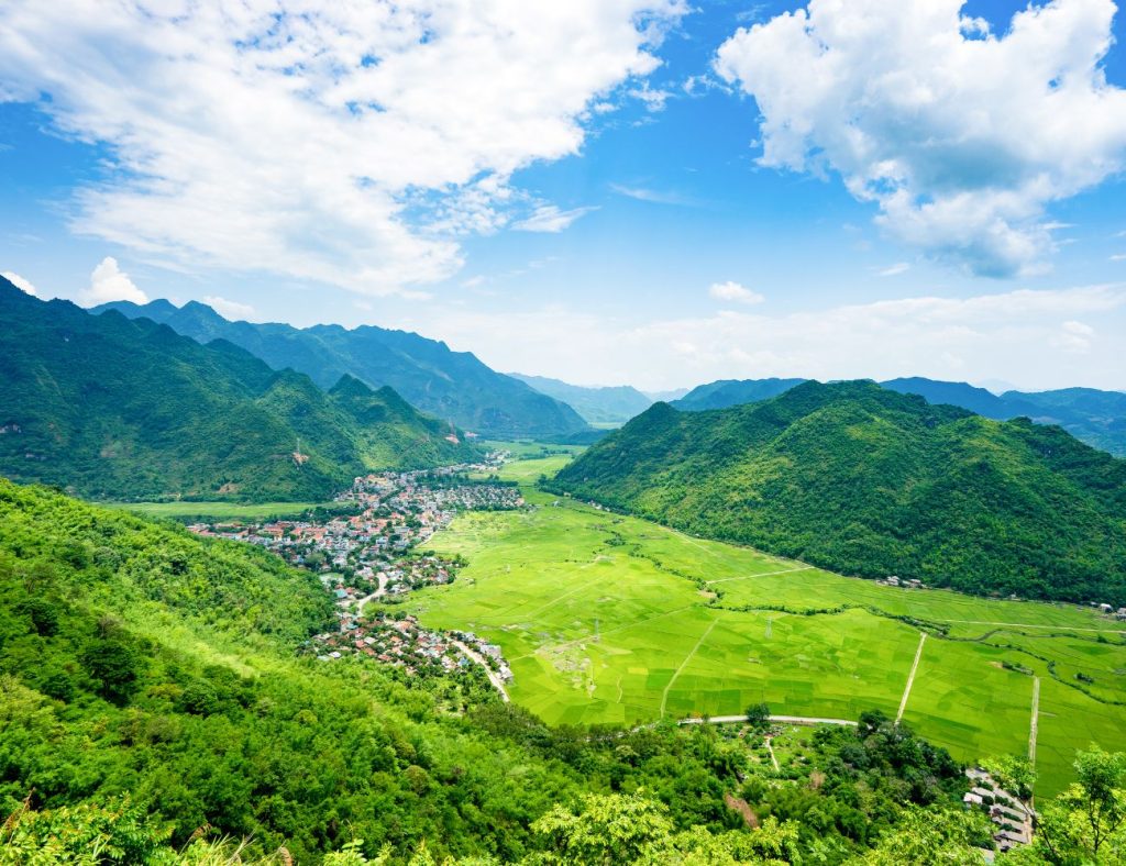 Scenic Northern Vietnam Tour