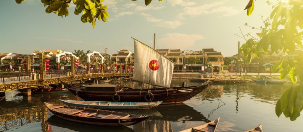 What To Do In Vietnam For 5 Days: 5 Best Itineraries By Regions