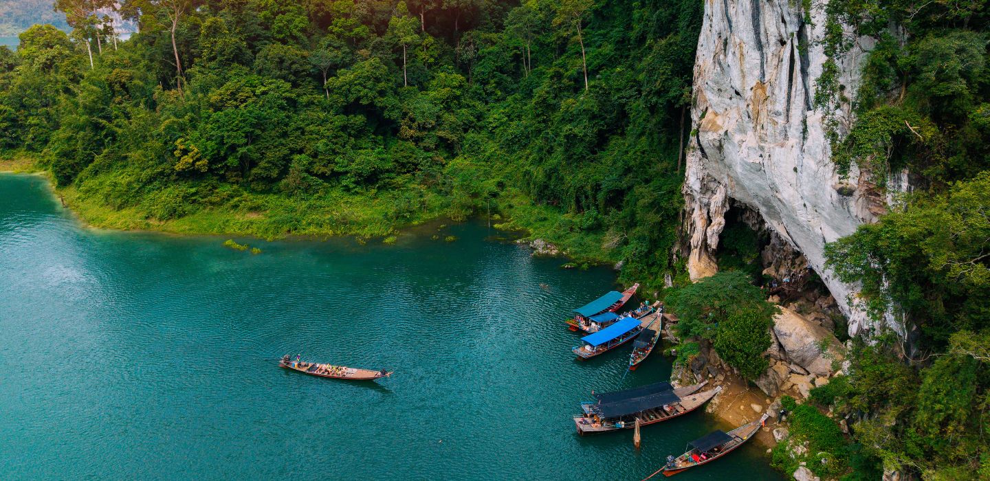 thailand-island-hopping-tour-8-chiew-larn-lake