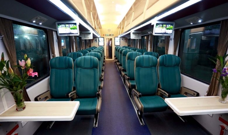 vietnam-train-trip-9