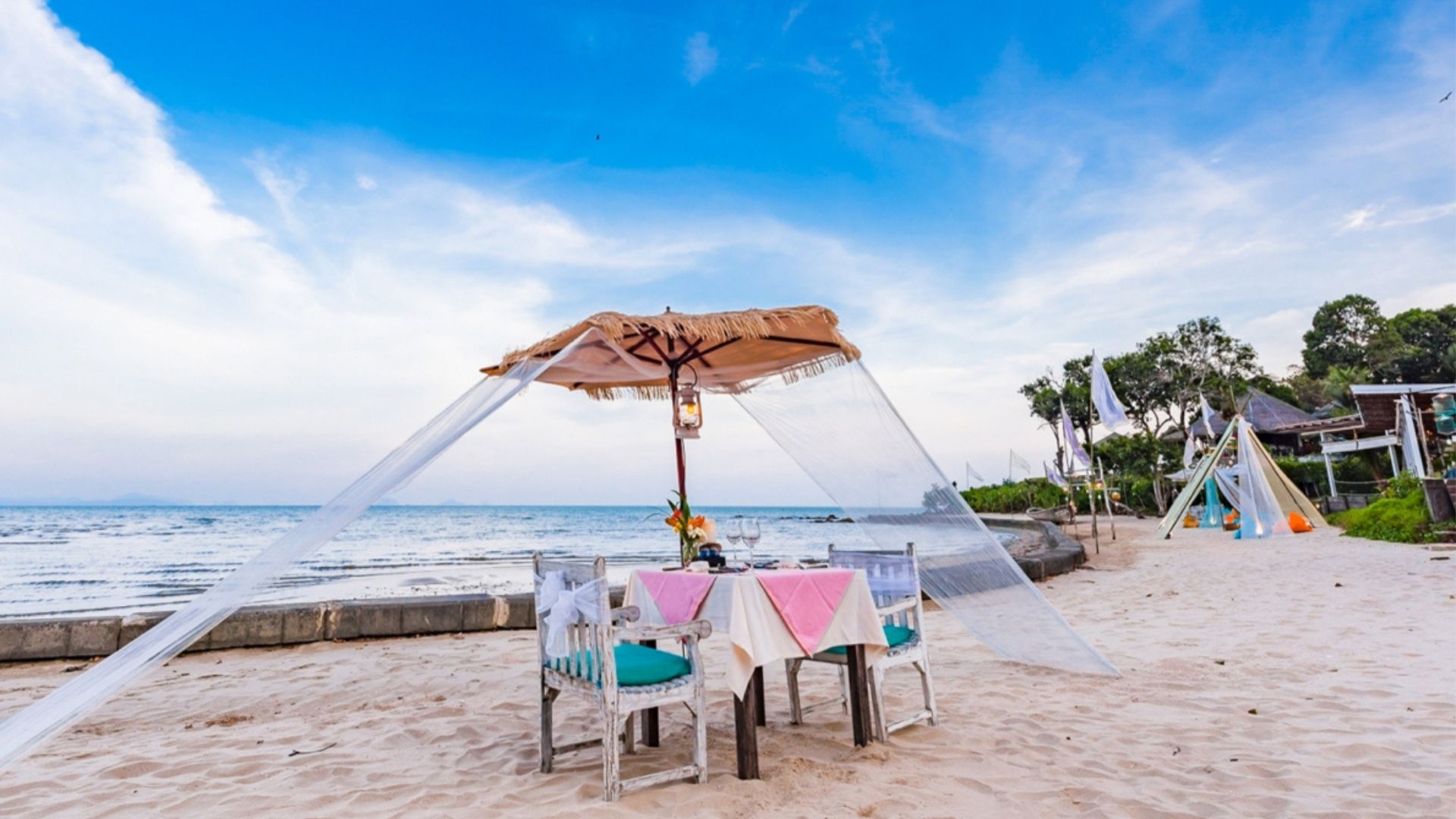 thailand-honeymoon-4-private-dinner