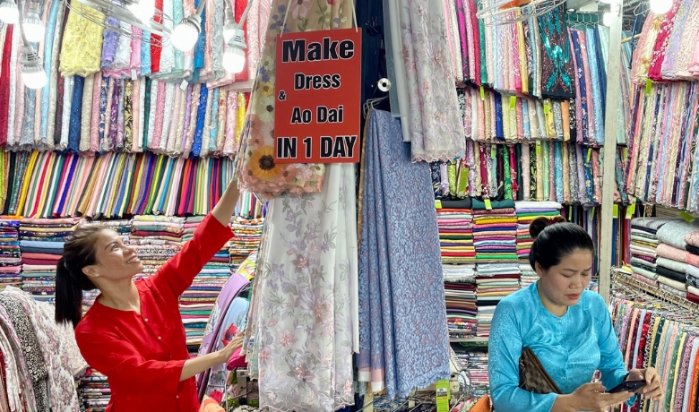 traditional-vietnamese-clothing-9