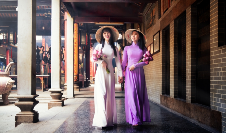 traditional-vietnamese-clothing-11