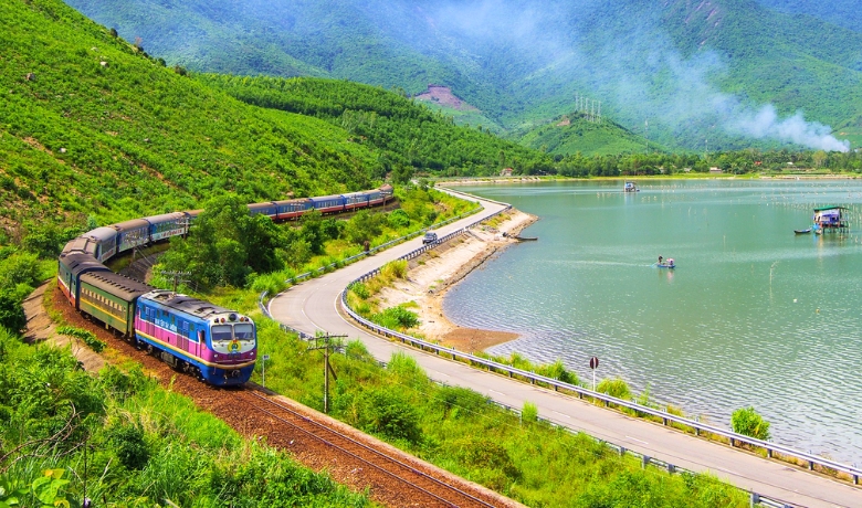heritage-train-vietnam-2