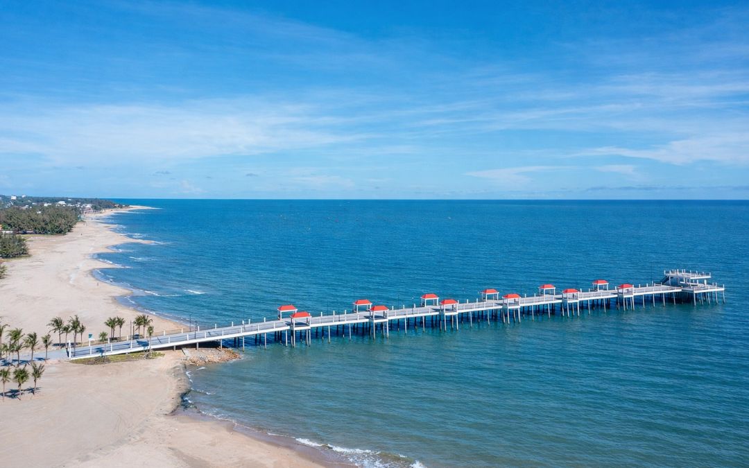 ho-tram-vietnam-beach