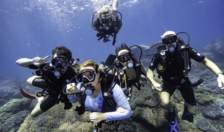 snorkeling-in-vietnam-5