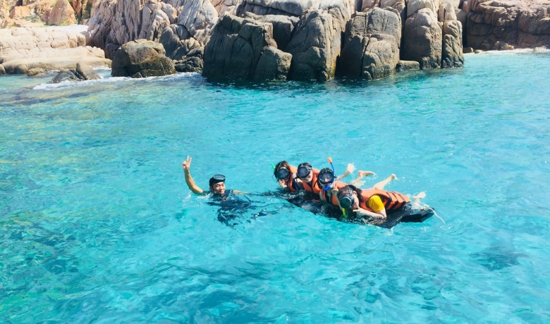 snorkeling-in-vietnam-6