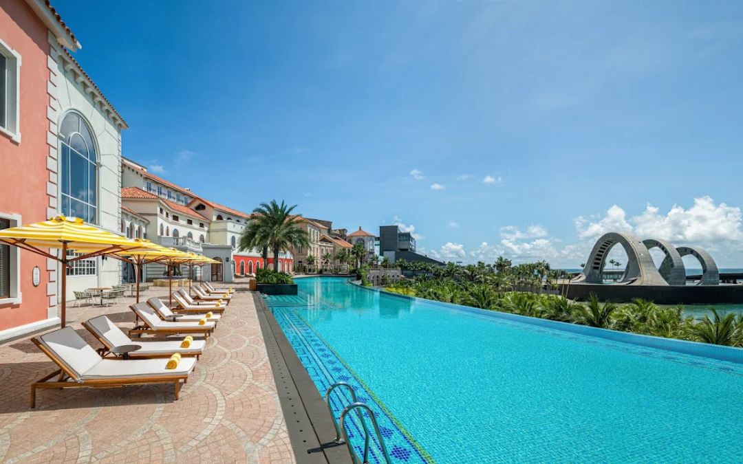 sunset-town-phu-quoc-La-Festa-Phu-Quoc