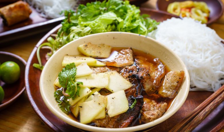 traditional-vietnamese-dishes-4