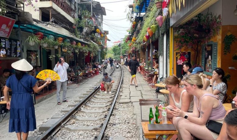 train-street-hanoi-vietnam