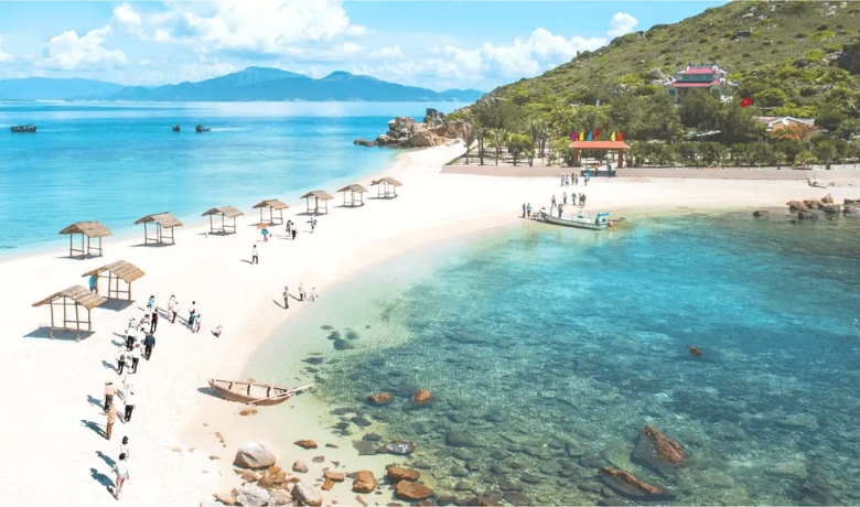 best-places-to-travel-in-asia-in-june-3