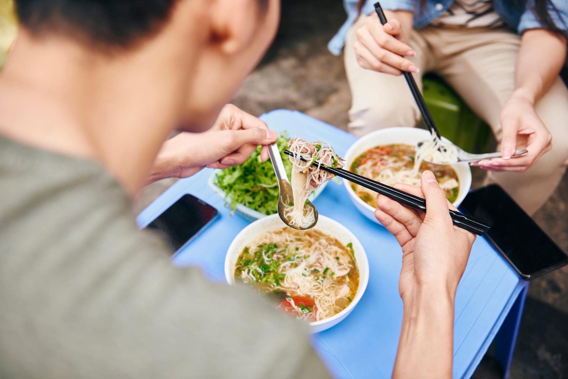 should-i-start-in-hanoi-or-saigon-5