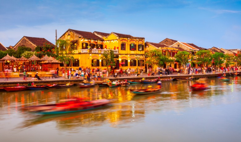 hoi-an-ancient-town-vietnam