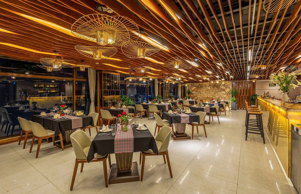 Mandila Beach Hotel